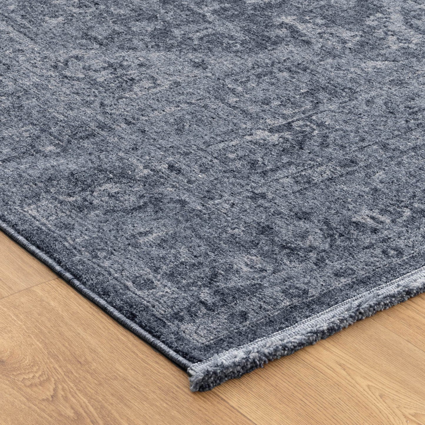Heritage Distressed Medallion Blue Rug - H104: (Different Tassel)