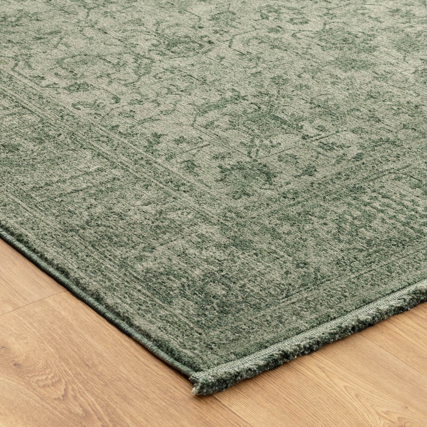 Heritage Distressed Border Green Rug - H107: (Different Tassel)