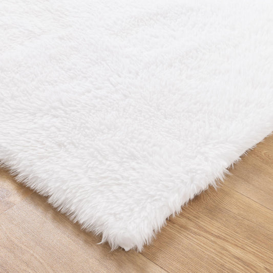 Lyla Machine Washable Shaggy White Runner